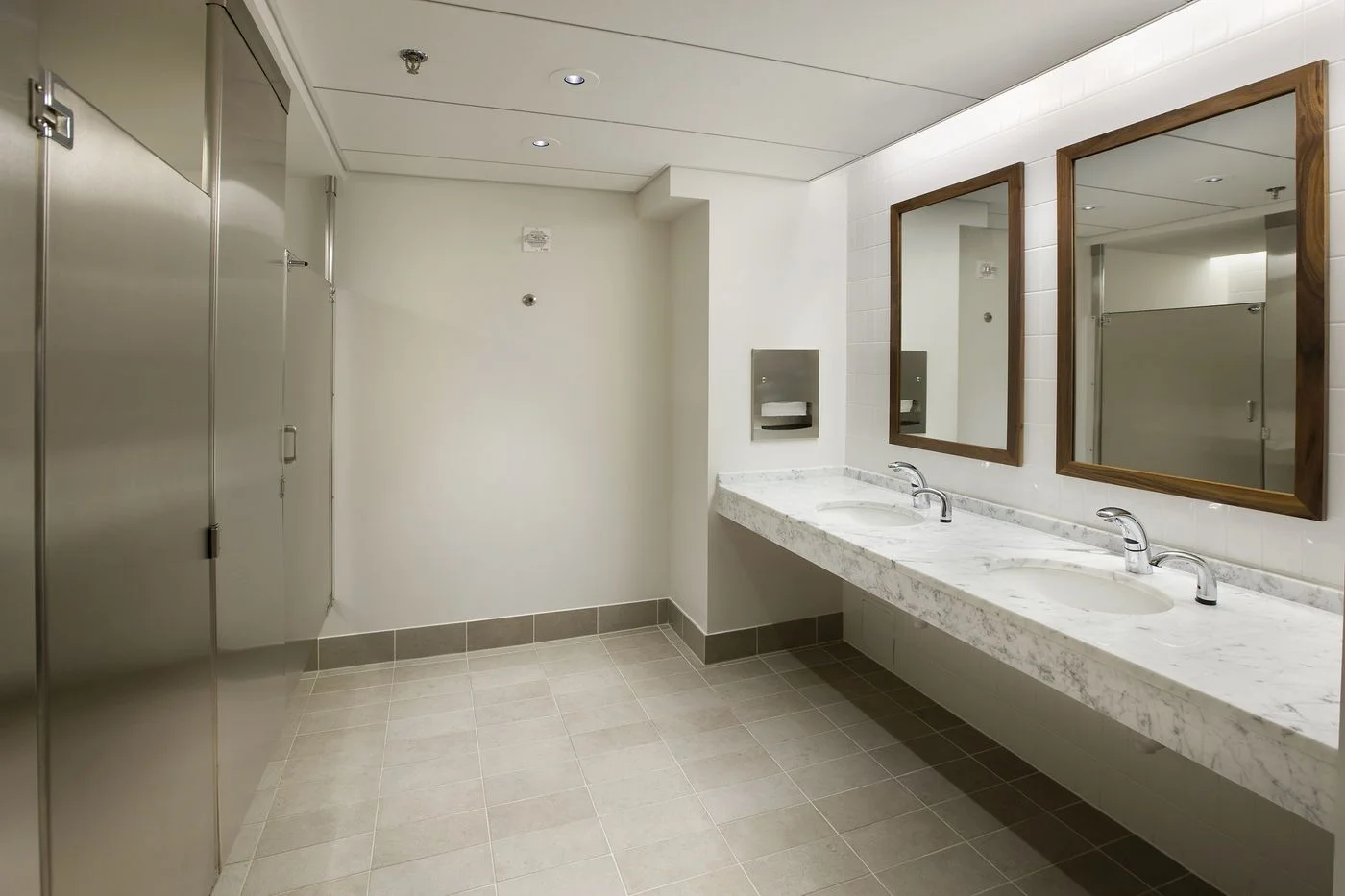 Photo 3 of 2175 K St NW, Washington, DC 20037