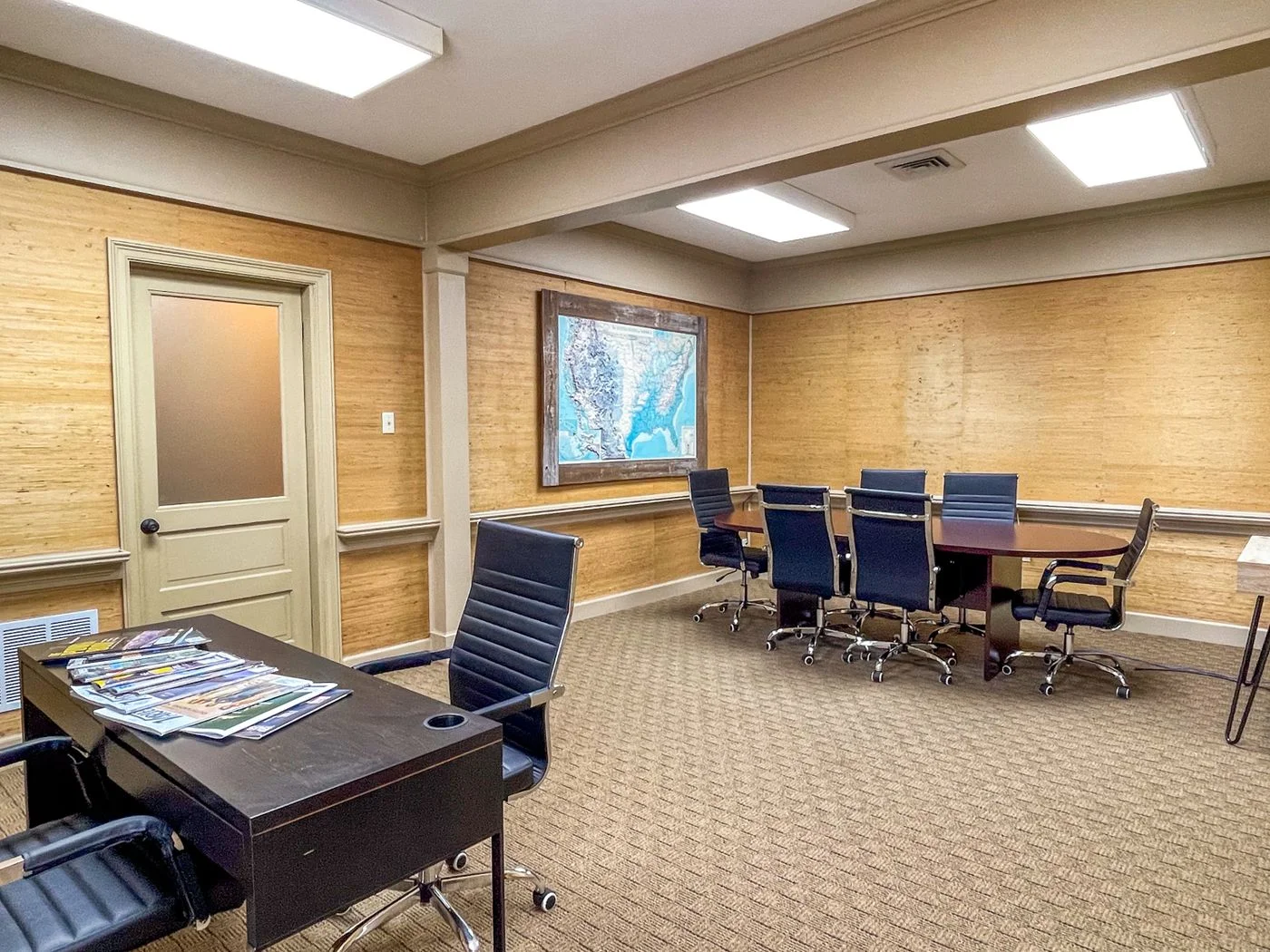 Photo-3 of 4917 S Sherwood Forest Blvd, Baton Rouge, LA 70816