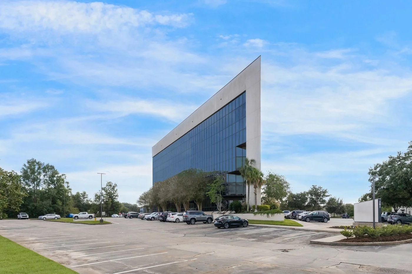 Photo 3 of 201 Energy Pkwy, Lafayette, LA 70508