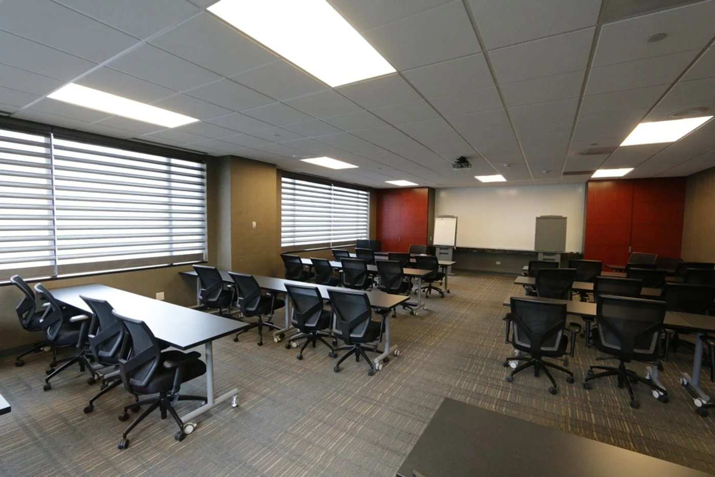 Photo 3 of 4320 Winfield Rd, Warrenville, IL 60555