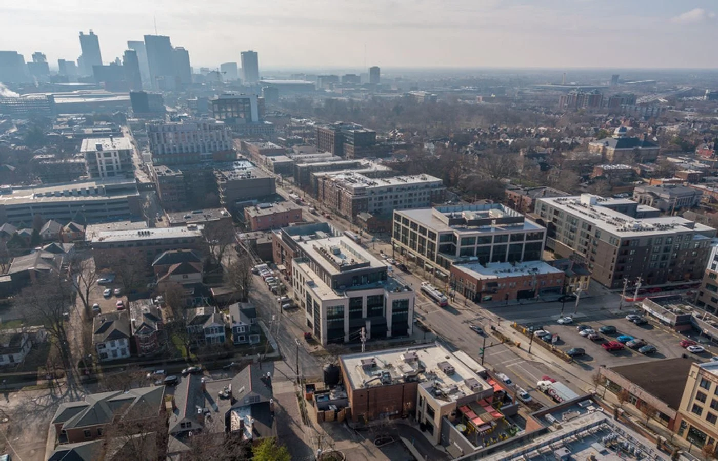 Photo 2 of 886 N High St, Columbus, OH 43215