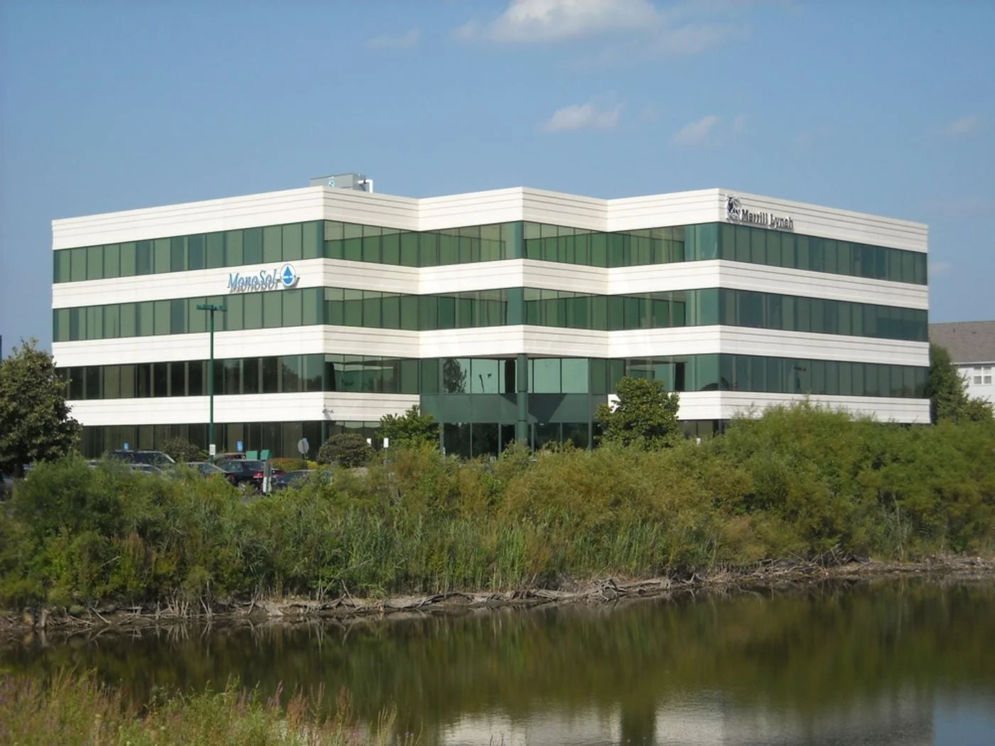 Photo 2 of 707 E 80th Pl, Merrillville, IN 46410