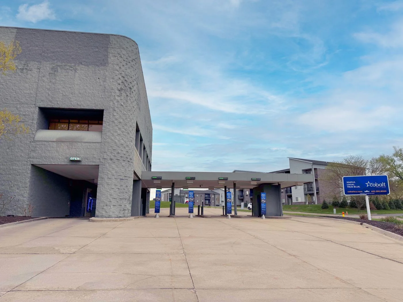 Photo 3 of 11515 S 39th St, Bellevue, NE 68123