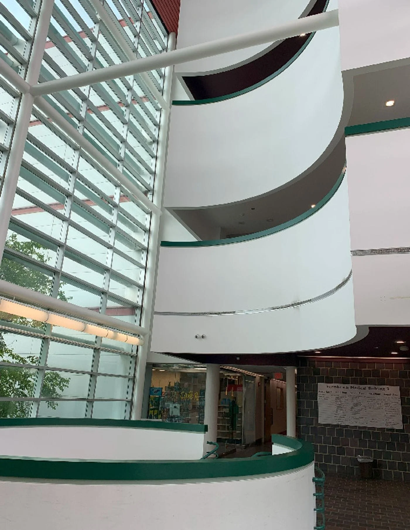 Photo 1 of 29877 Telegraph Rd, Southfield, MI 48034