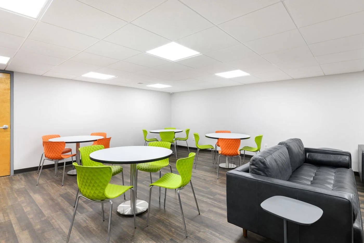 Photo 3 of 98 N Washington St, Boston, MA 02114