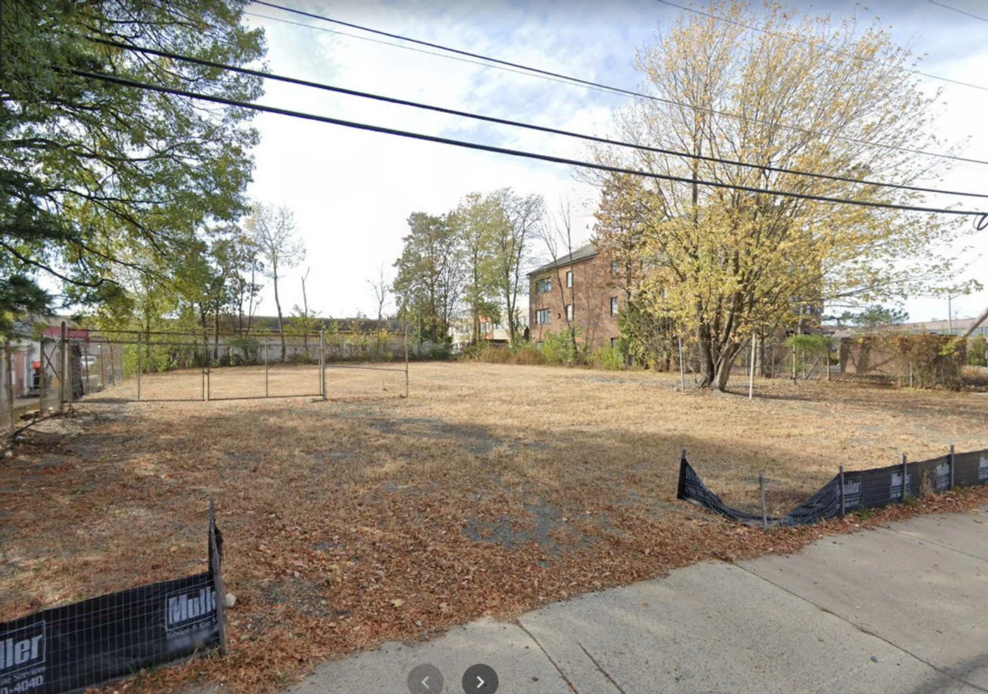 Photo 3 of 149 Spring St, Herndon, VA 20170