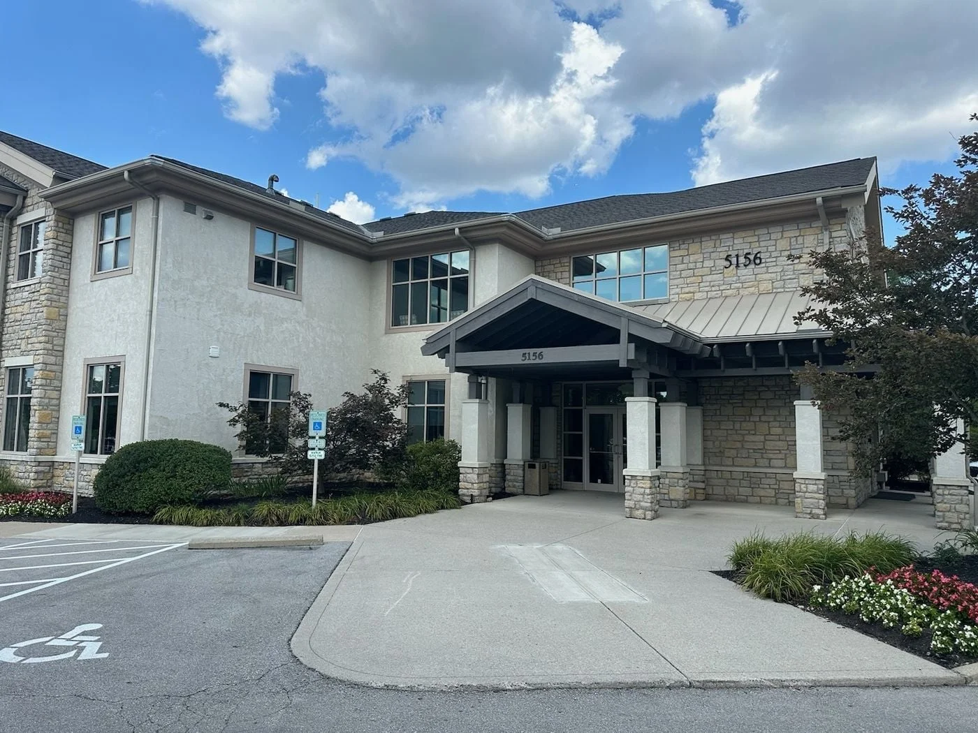 Photo 1 of 5156 Blazer Pkwy, Dublin, OH 43017