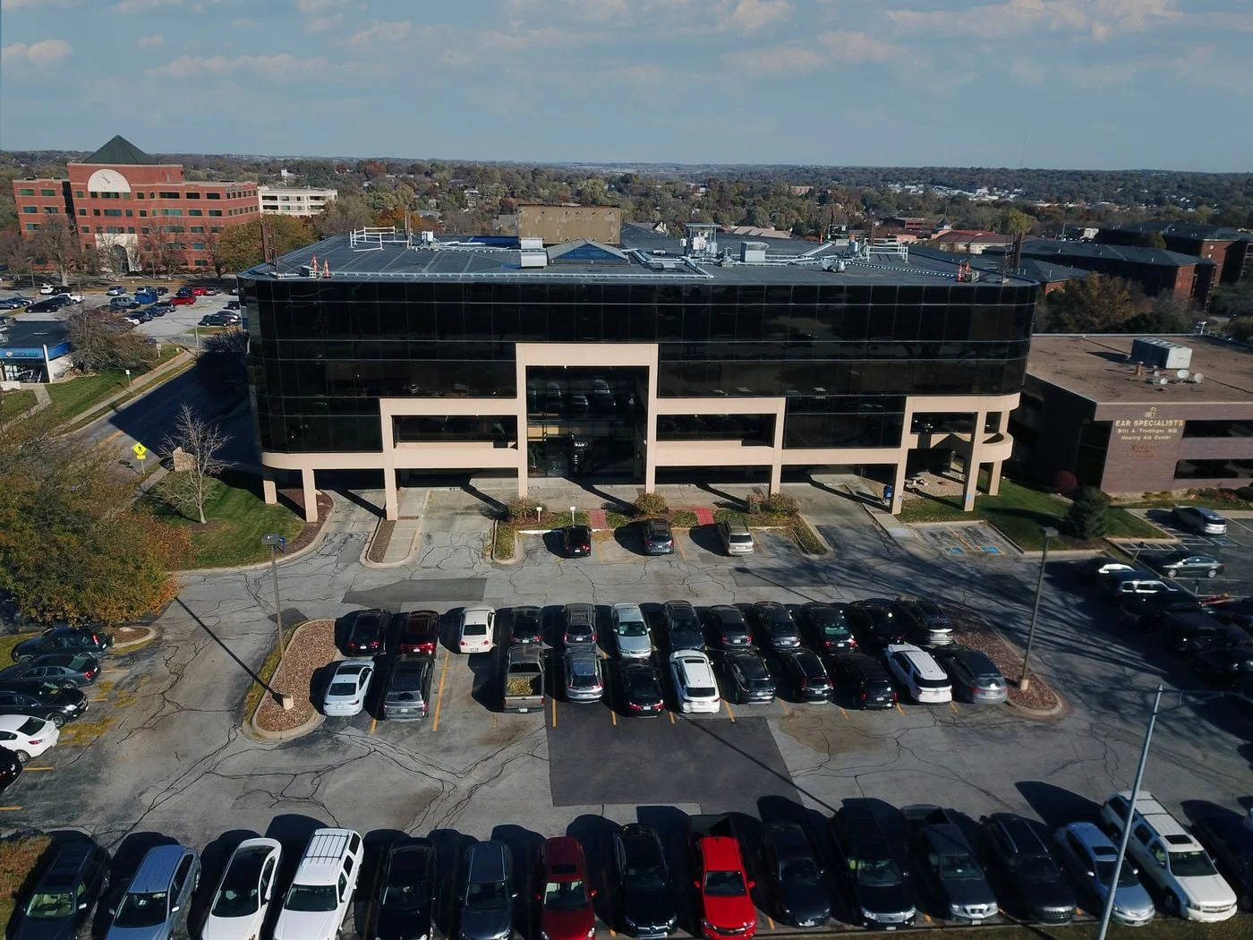 Photo 1 of 9290 W Dodge Rd, Omaha, NE 68114