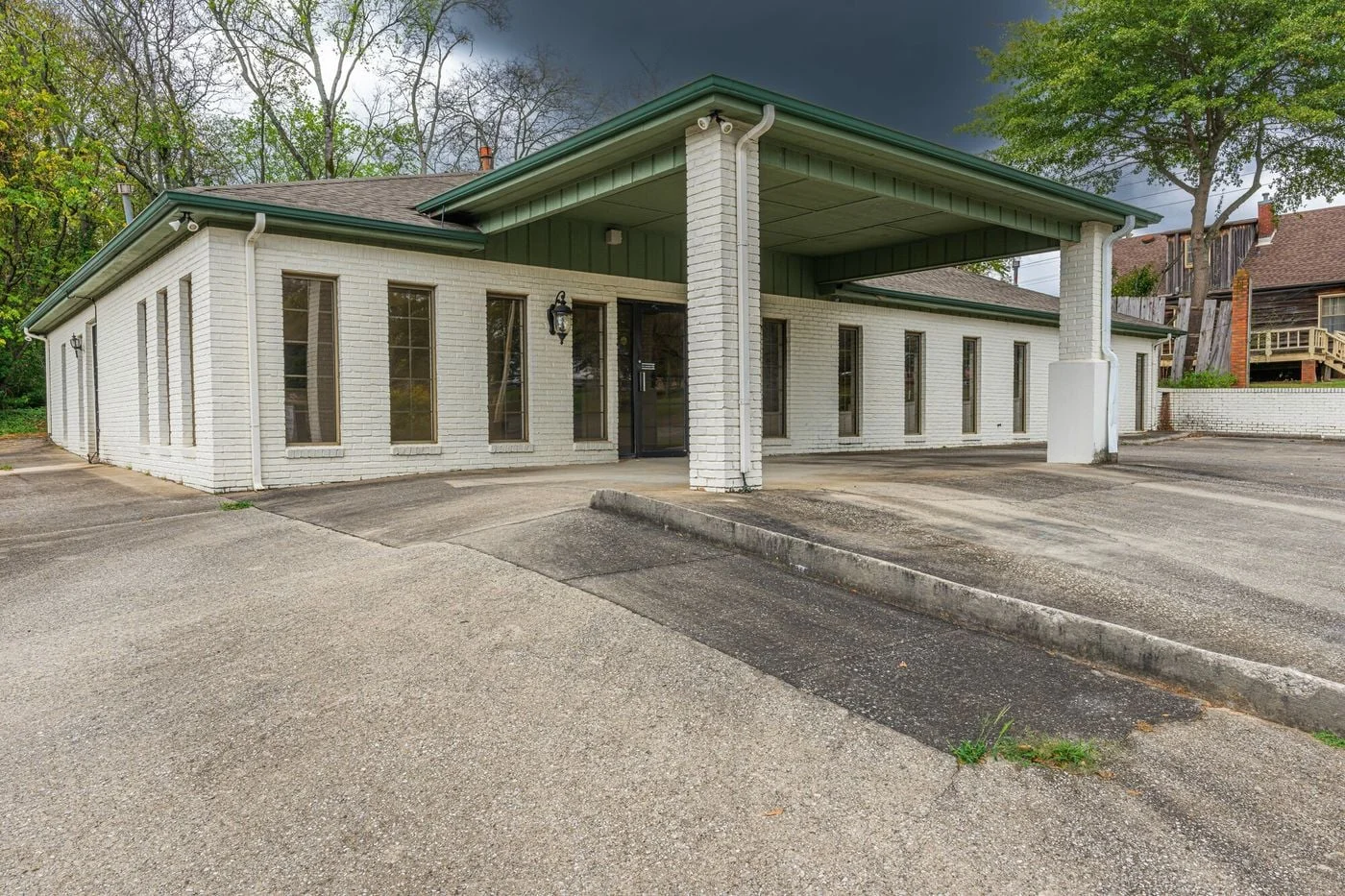 Photo 2 of 208 Marengo St, Florence, AL 35630