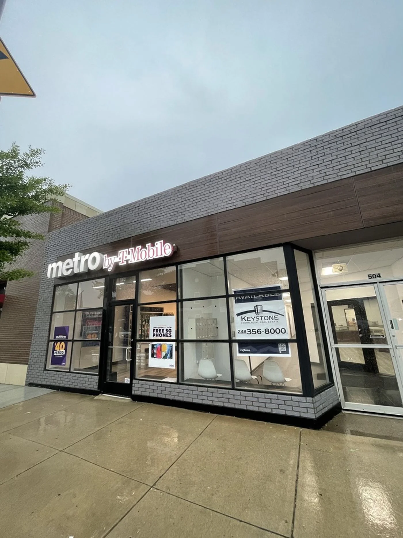 Photo 2 of 504 Main St, Belleville, MI 48111