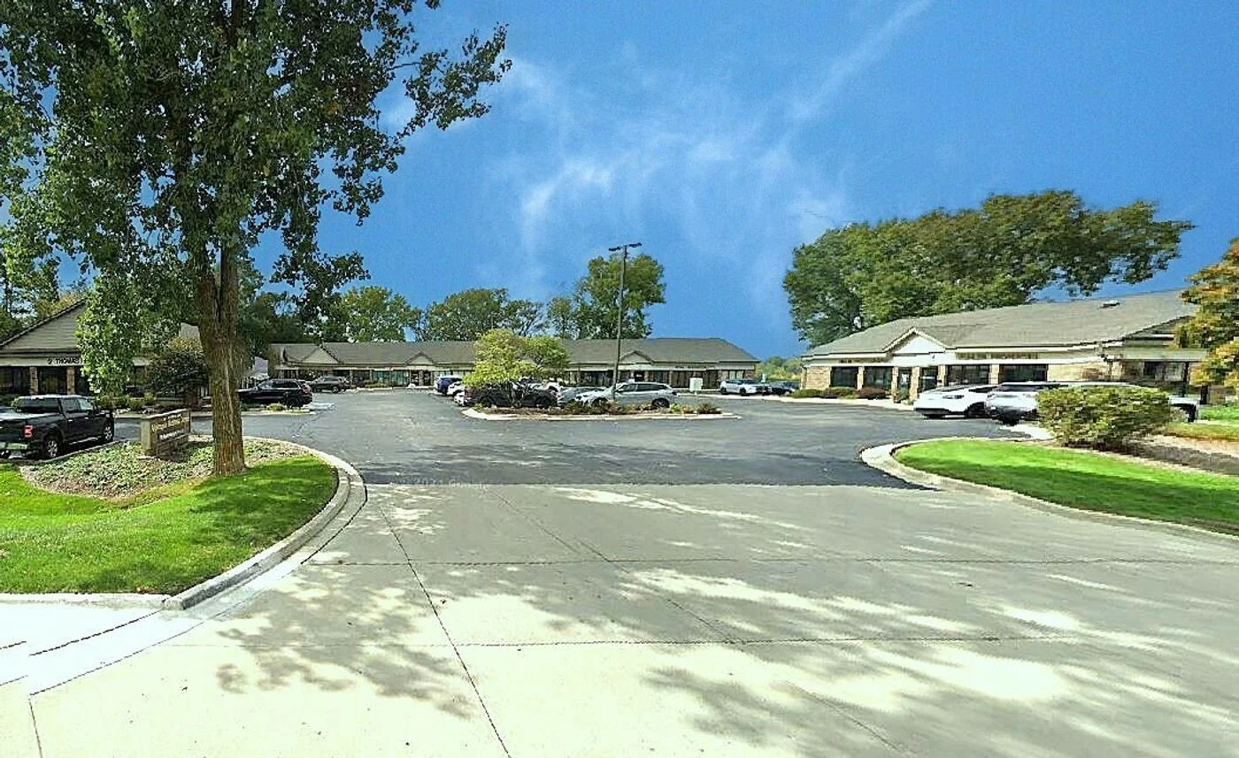 Photo-3 of 1100 North Main Street (# 1134 & 1142), Algonquin, IL 60102