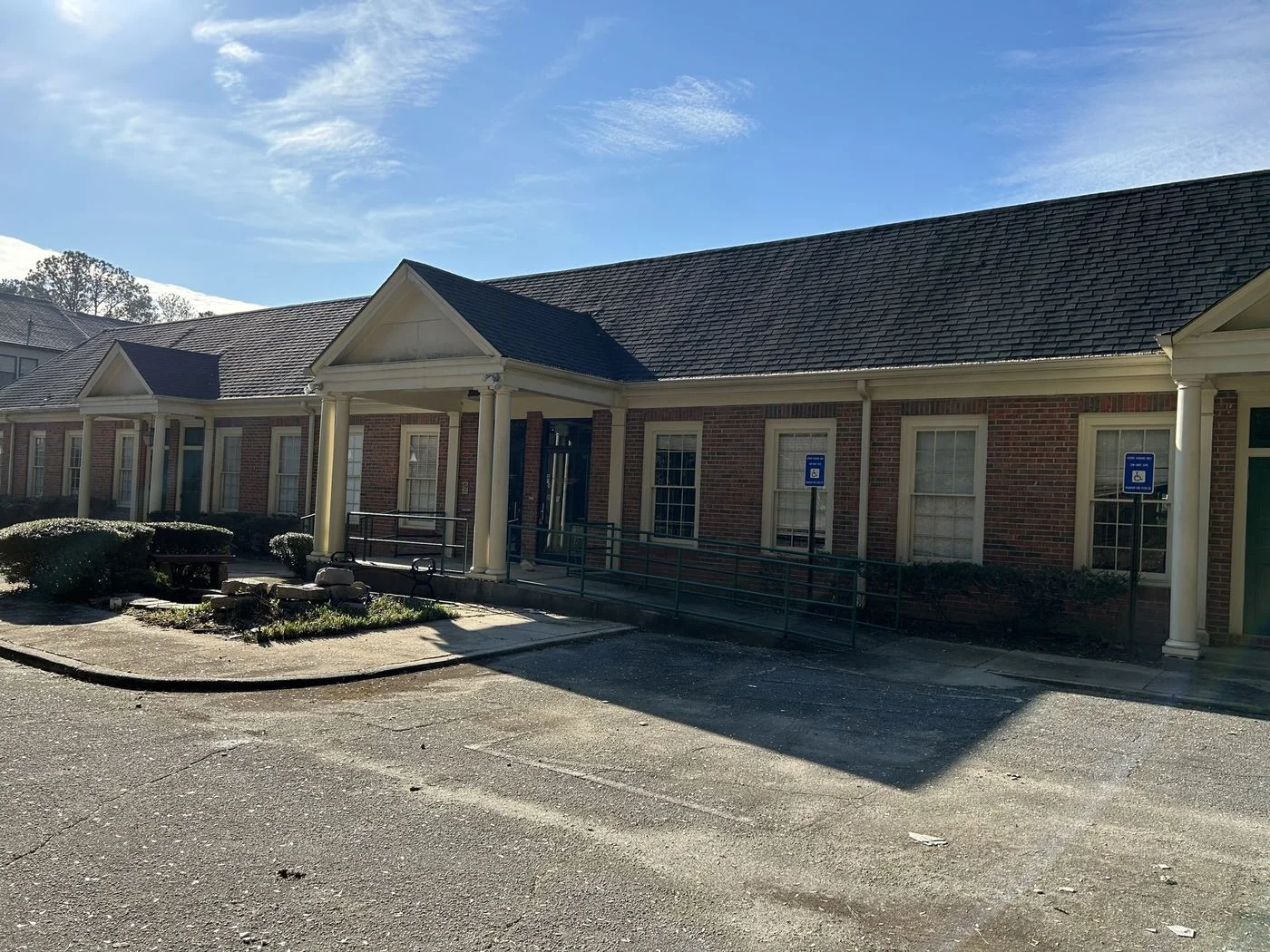 Photo-3 of 4370 Georgetown Sq, Dunwoody, GA 30338