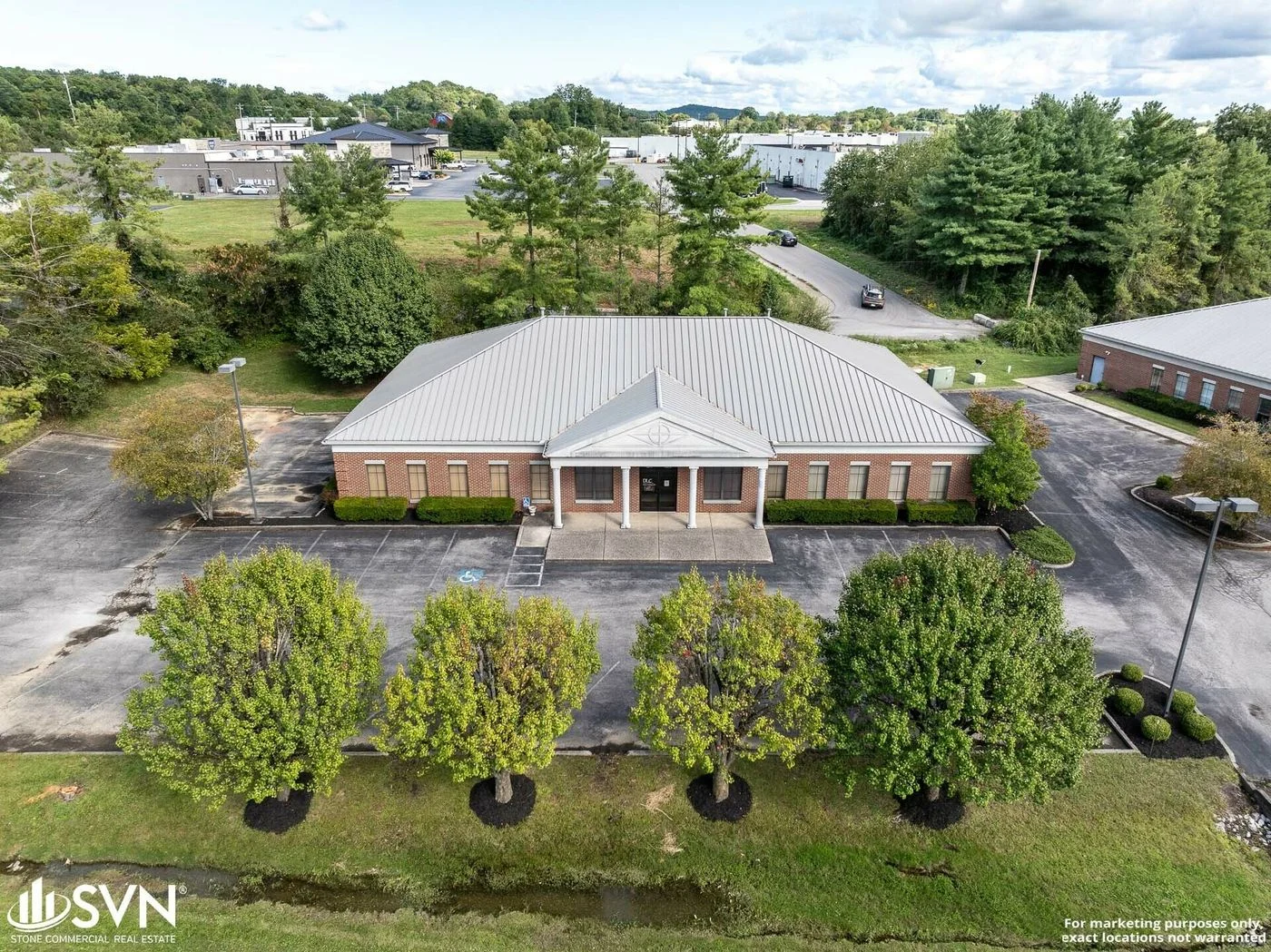 Photo 1 of 1360 W 5th St, London, KY 40741