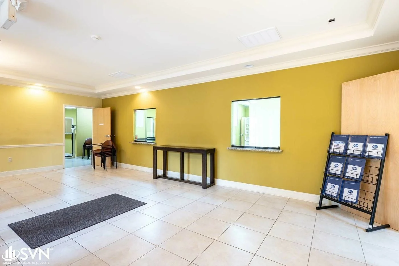 Photo 3 of 1360 W 5th St, London, KY 40741