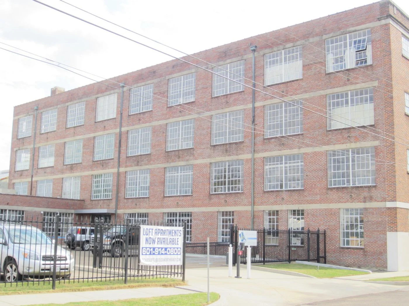 Photo 2 of 736 S President St, Jackson, MS 39201