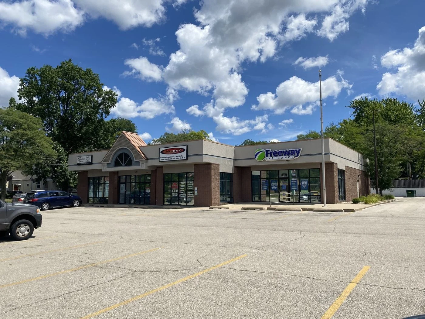 Photo 1 of 2014-2016 N. Knoxville Ave. , Peoria, IL 61603