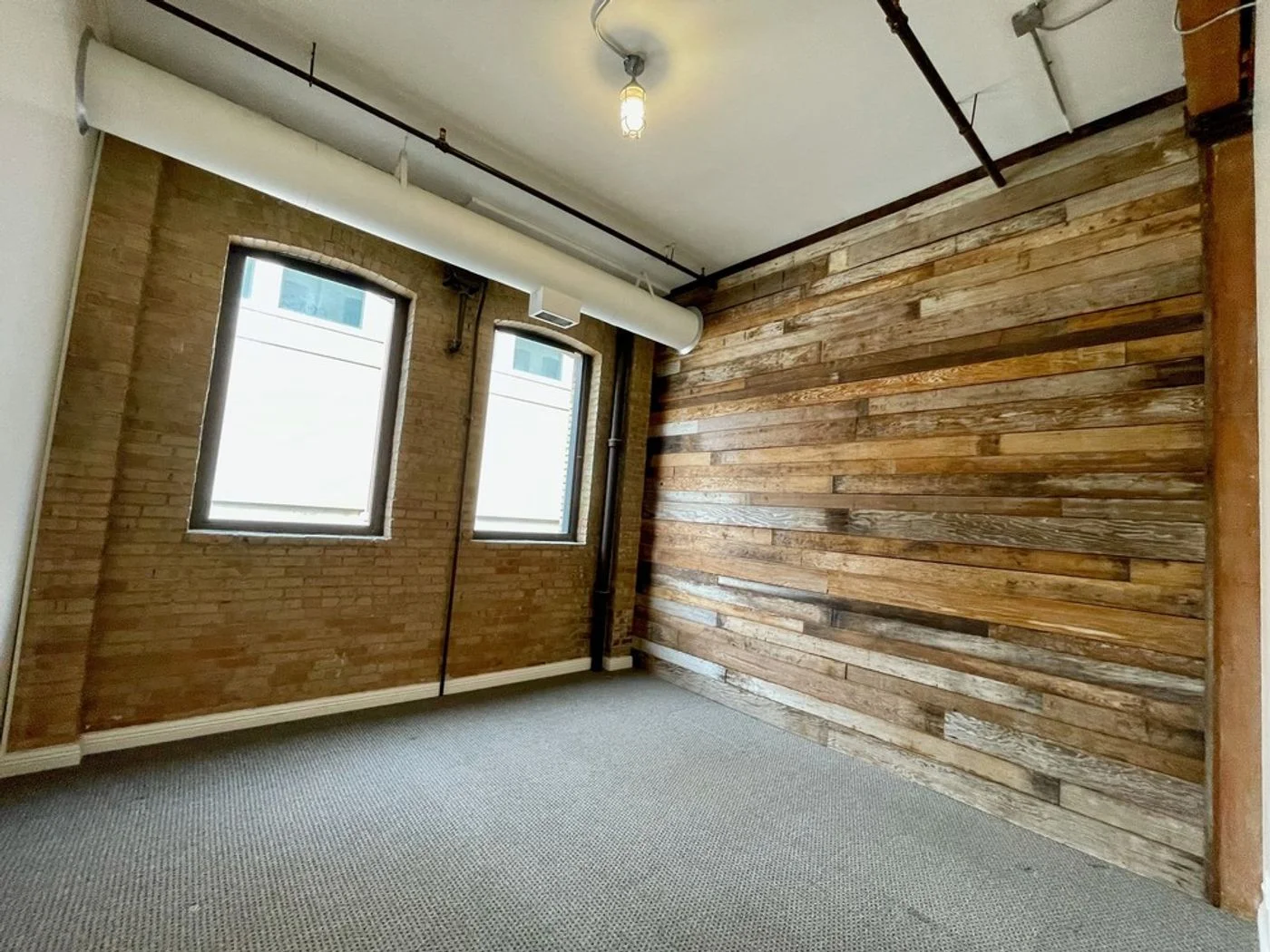 Photo 3 of 331 S Rio Grande St, Salt Lake City, UT 84101