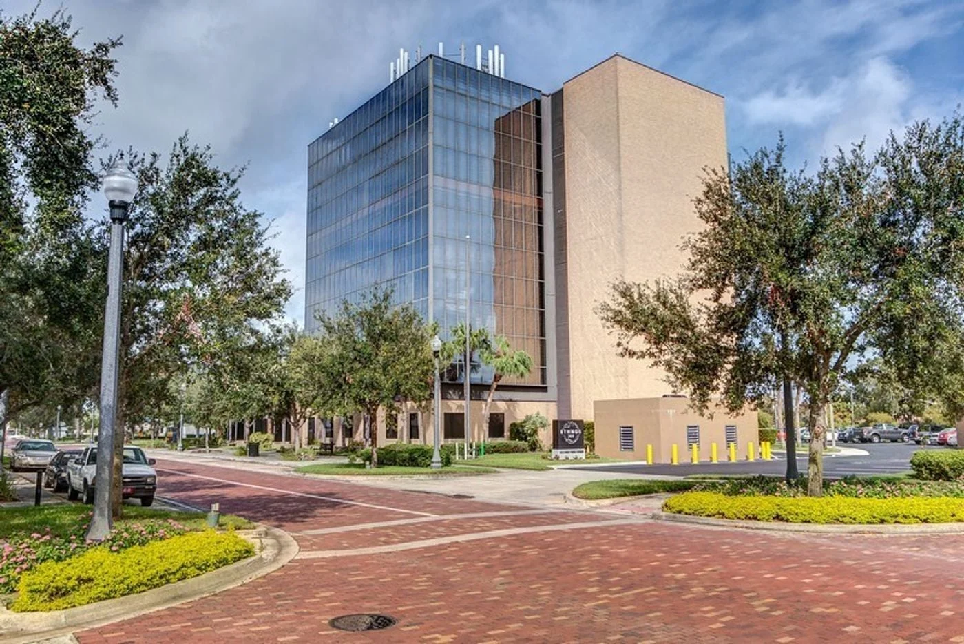 Photo 1 of 312 W 1st St, Sanford, FL 32771