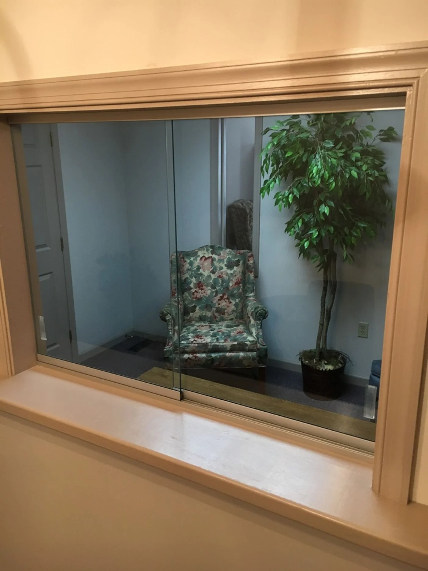 Photo 2 of 122 N Division St, Salisbury, MD 21801