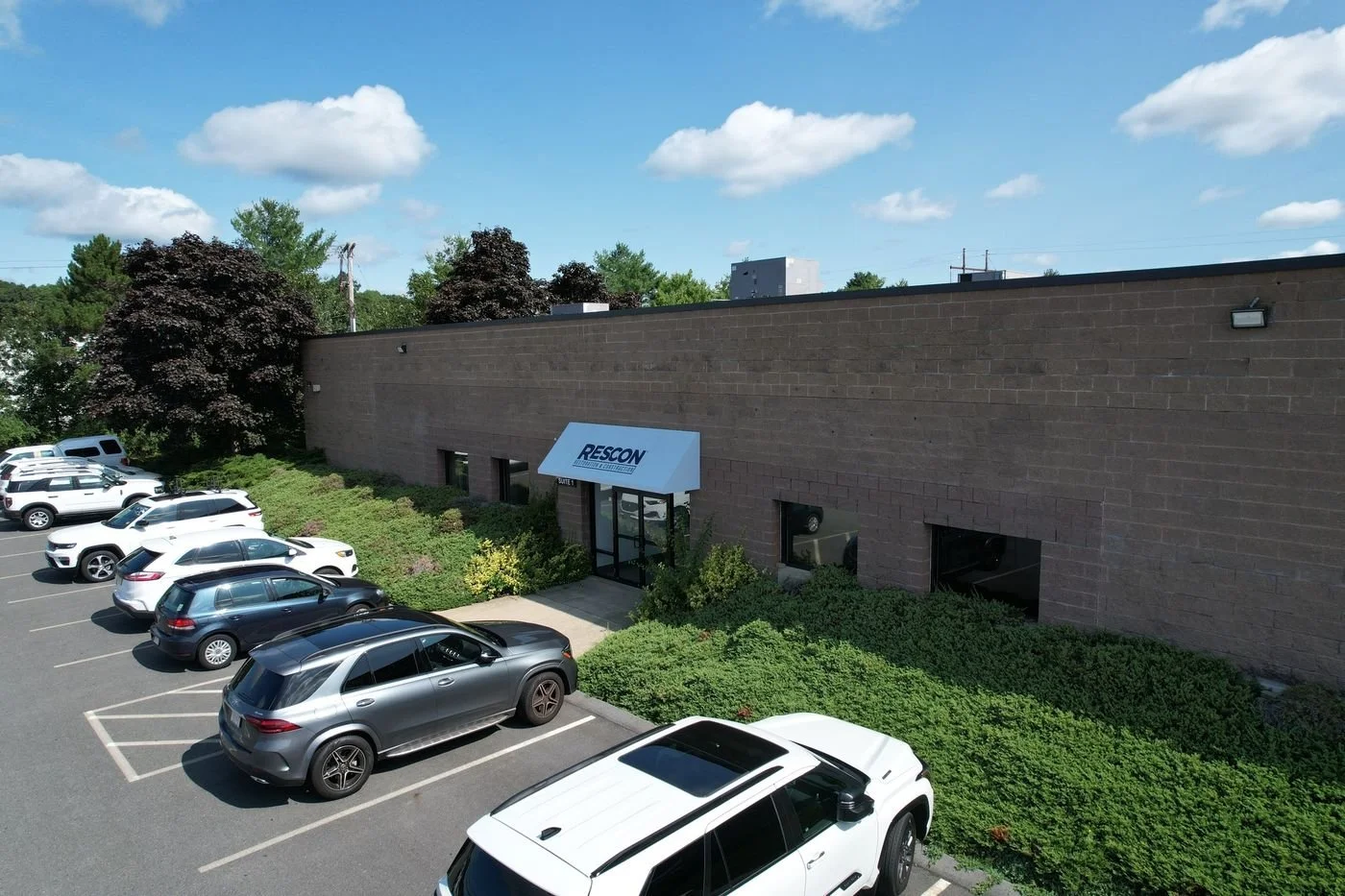 Photo-1 of 290 Vanderbilt Ave, Norwood, MA 02062