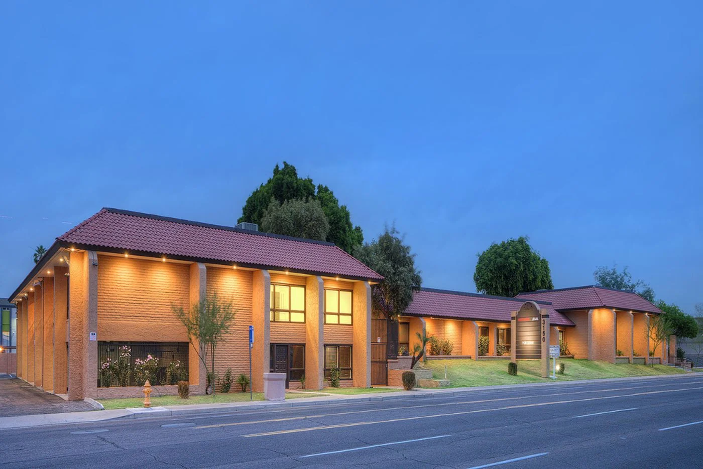 Photo 2 of 3150 N 24th St, Phoenix, AZ 85016