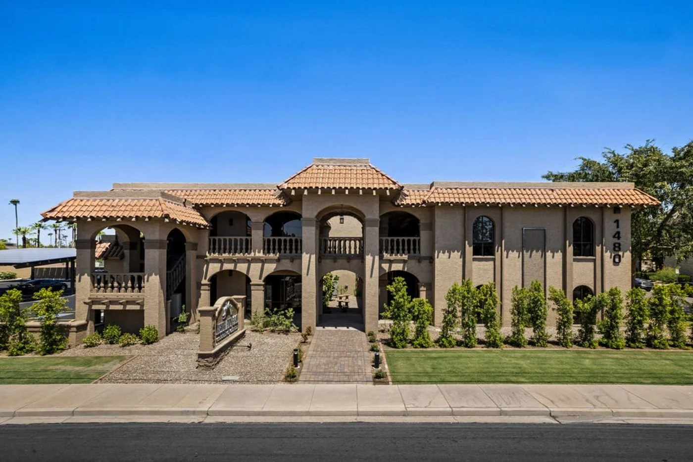 Photo-1 of 1480 E Bethany Home Rd, Phoenix, AZ 85014