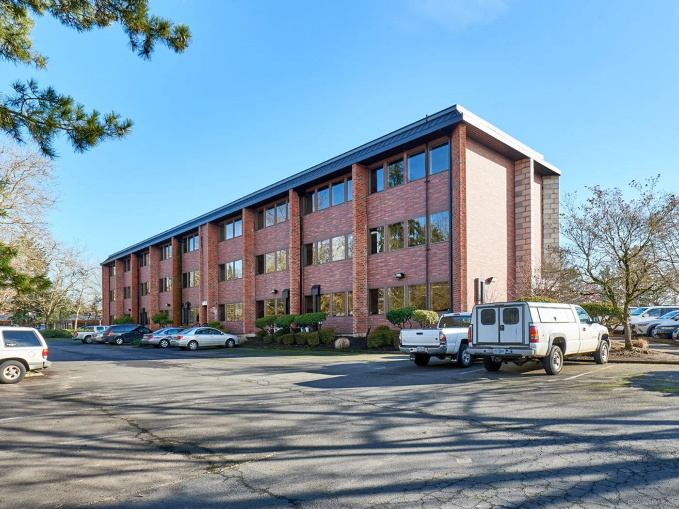 Photo 2 of 8196 SW Hall Blvd, Portland, OR 97233