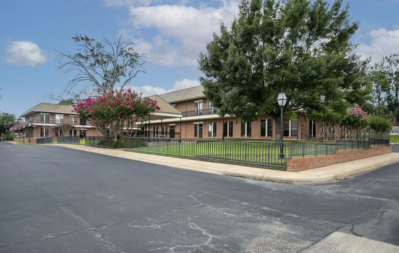 Photo 2 of 3300 S Broadway Ave, Tyler, TX 75701