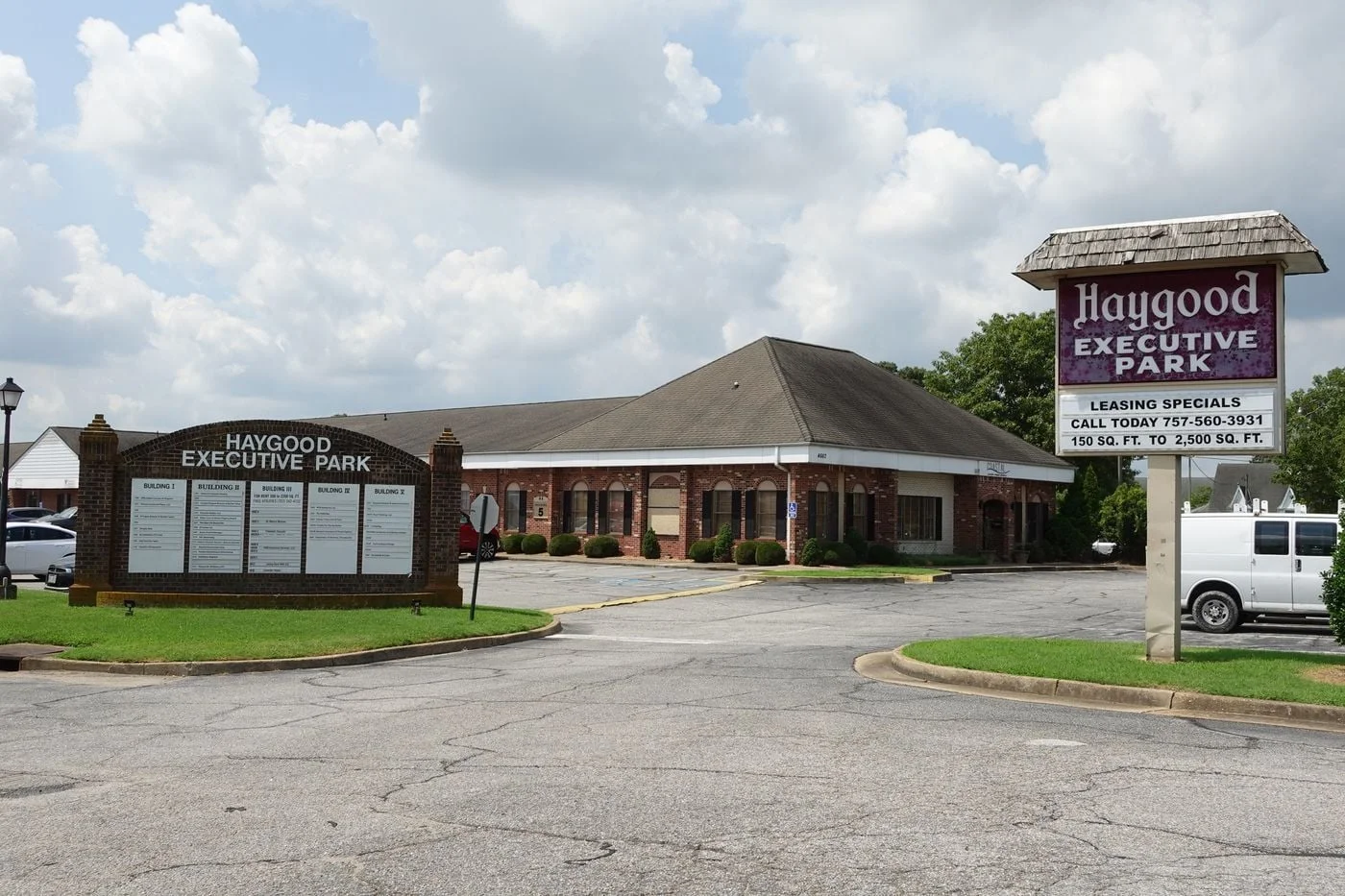 Photo 2 of 4661 - 4667 Haygood Rd , Virginia Beach, VA 23455