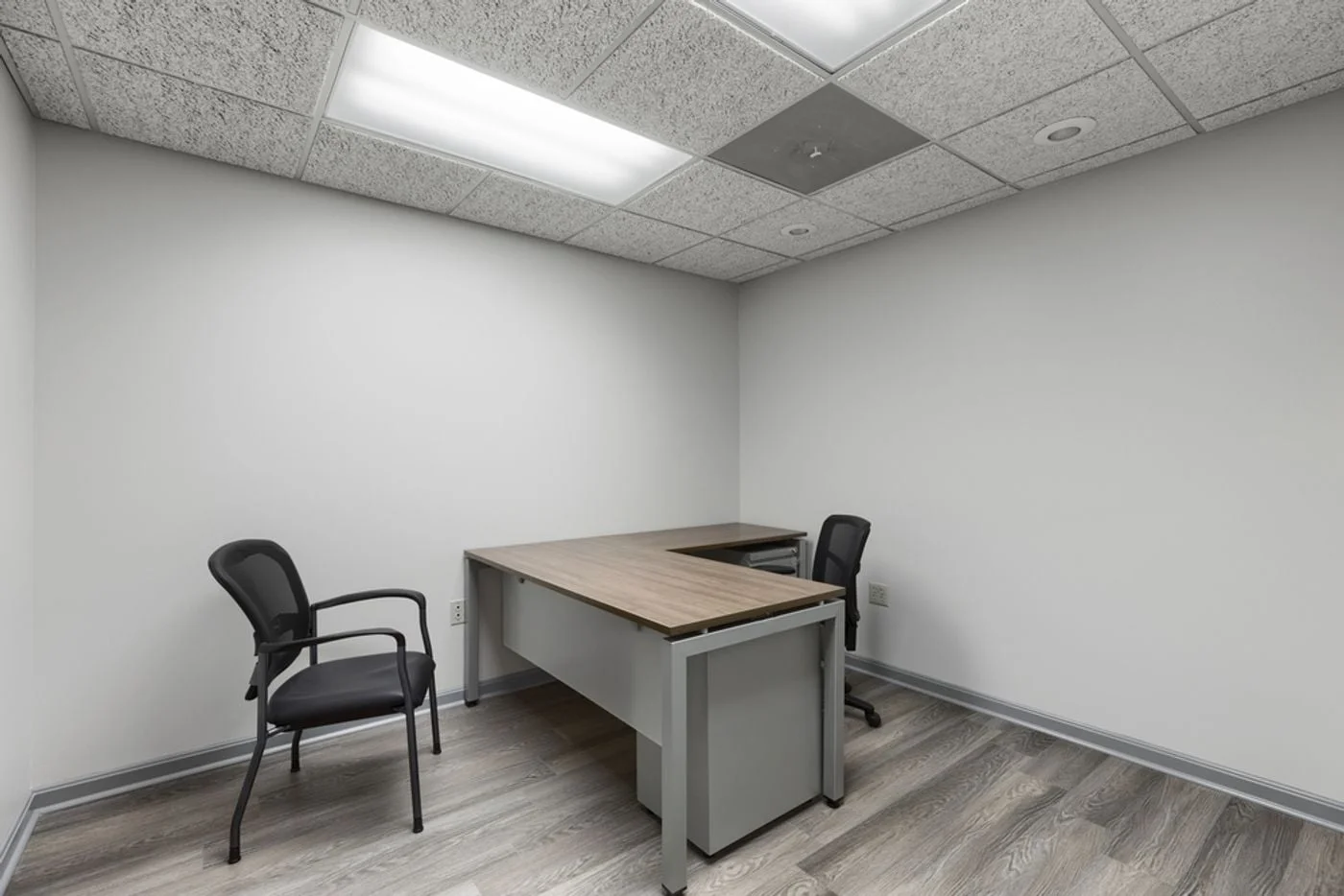 Photo 2 of 725 Harvard Dr, Owensboro, KY 42301