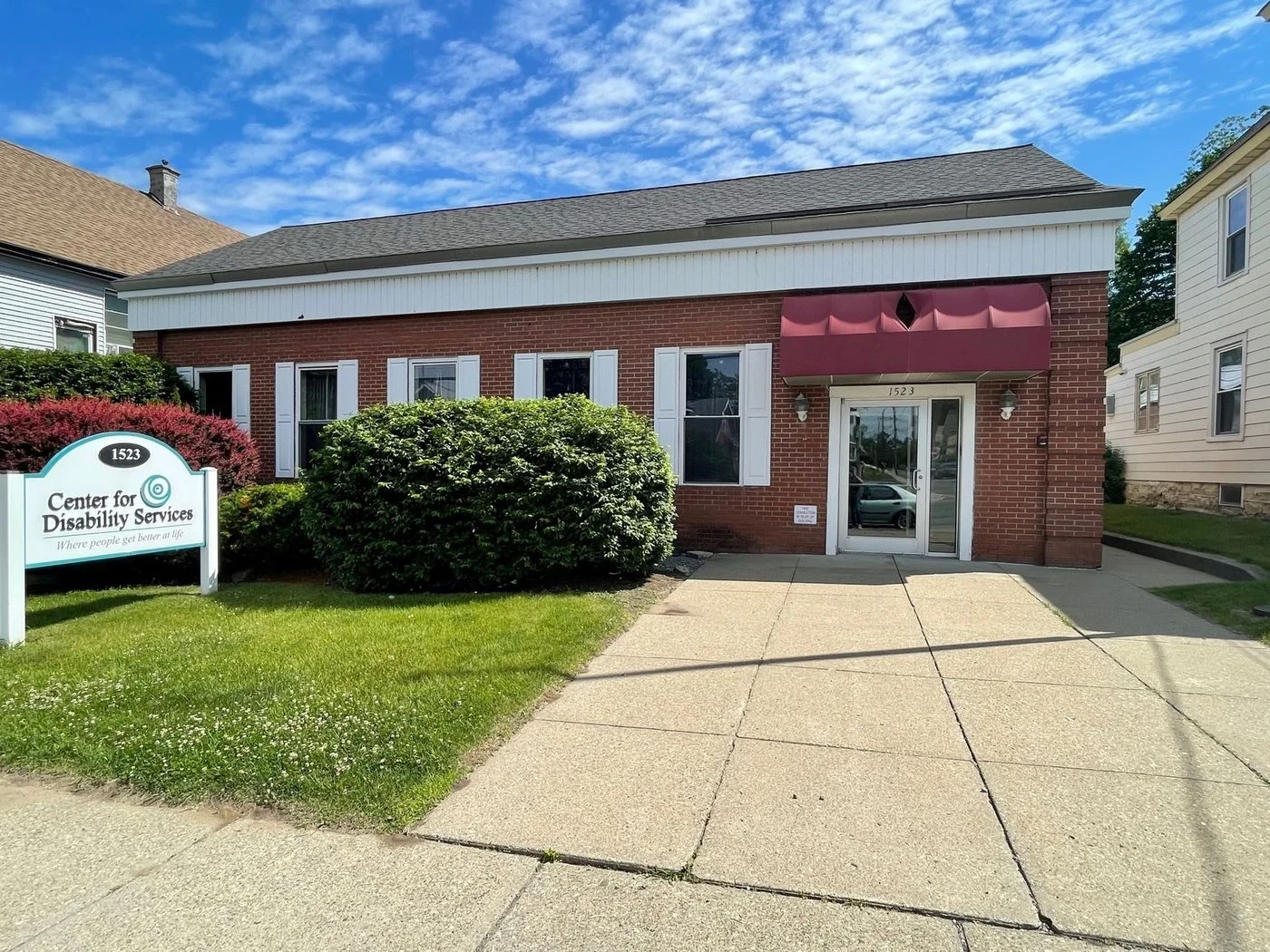 Photo-1 of 1523 State St, Schenectady, NY 12304