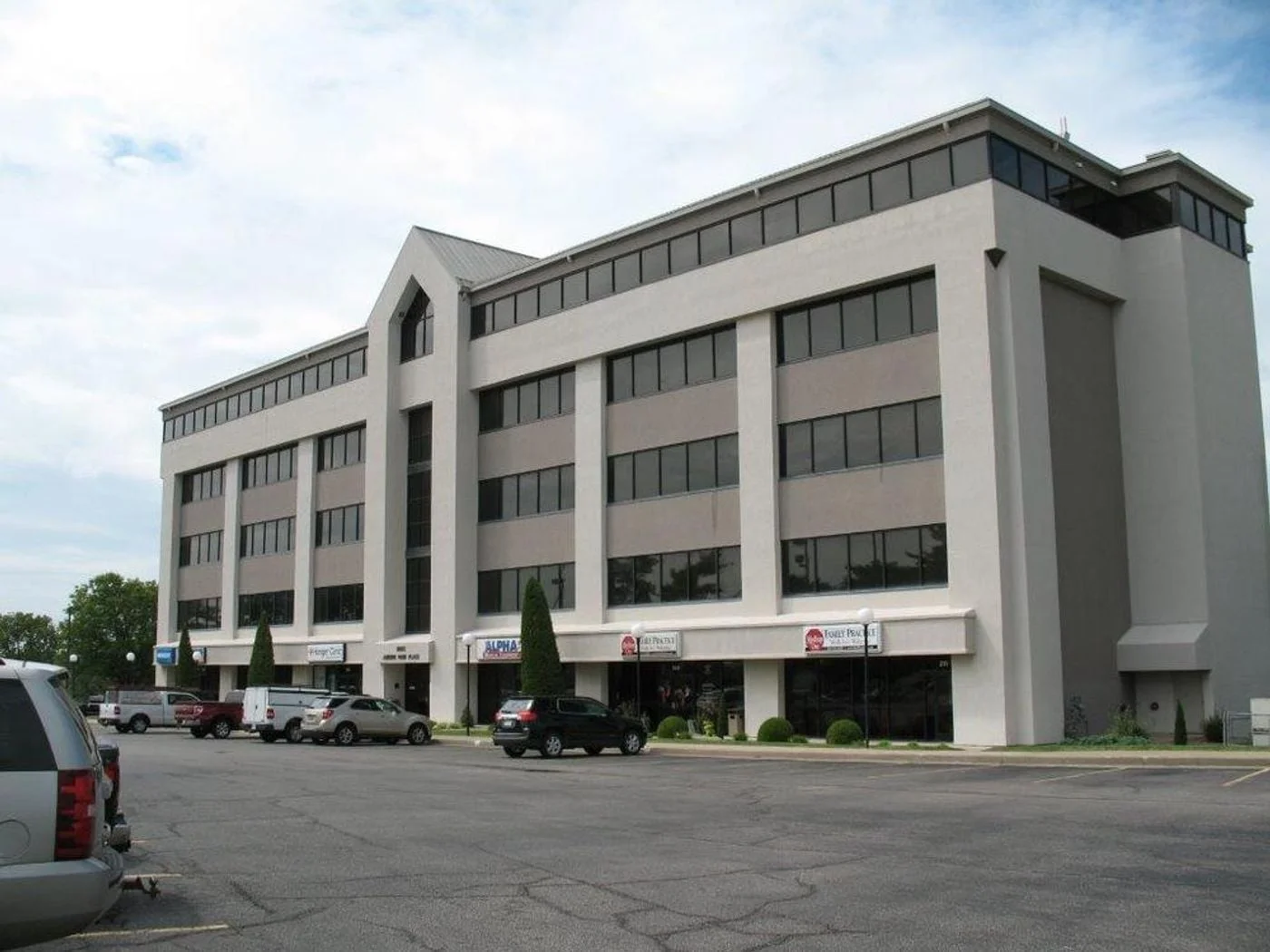 Photo 2 of 3065 William St, Cape Girardeau, MO 63703