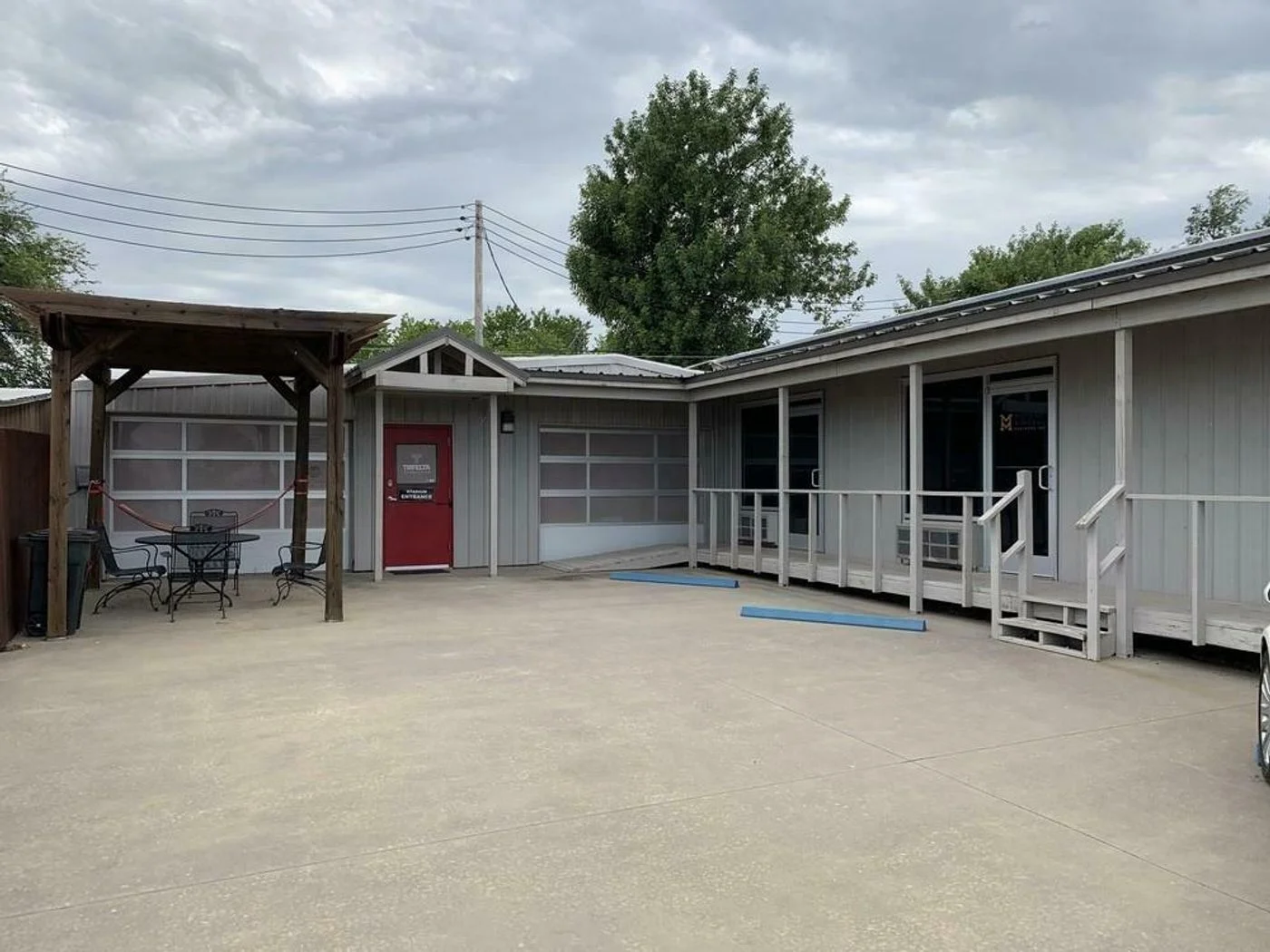 Photo 2 of 28 NE 28th St, Oklahoma City, OK 73105