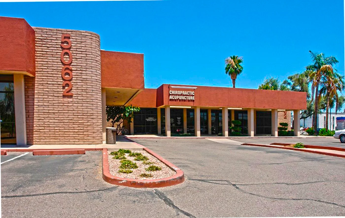 Photo 2 of 5062 N 19th Ave, Phoenix, AZ 85015