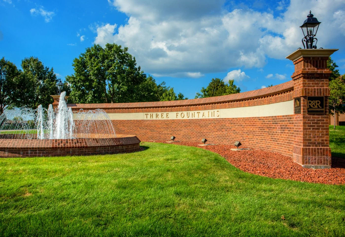 Photo 3 of 4601 Westown Pkwy, West Des Moines, IA 50266