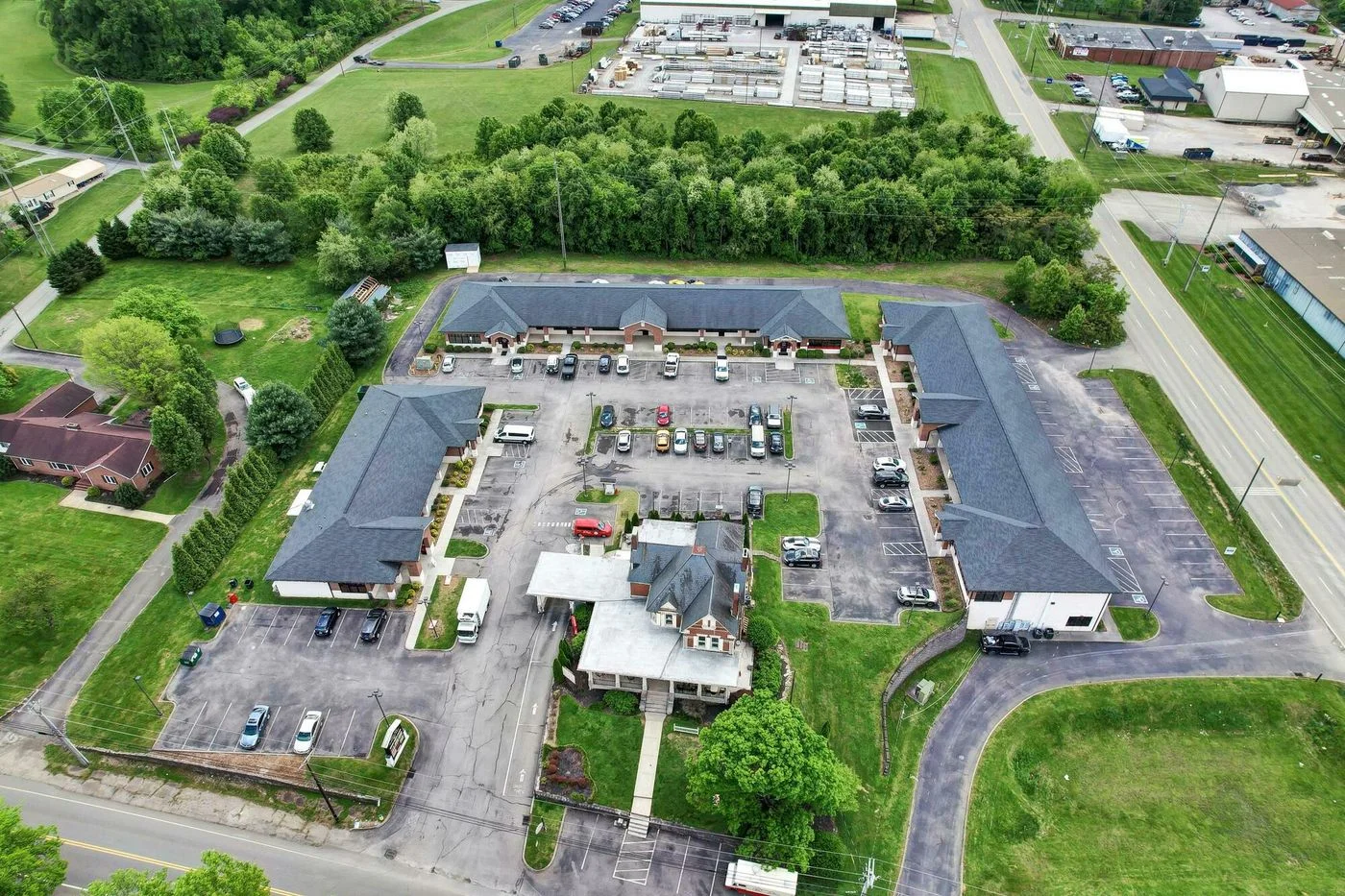 Photo 1 of 2727 Asbury Rd, Knoxville, TN 37914