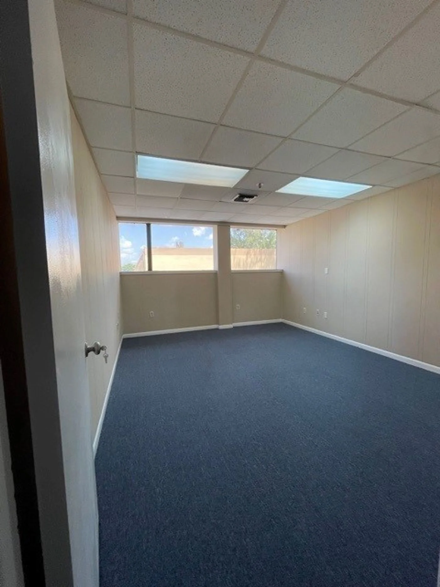 Photo 2 of 1355 NW 97th Ave, Doral, FL 33172