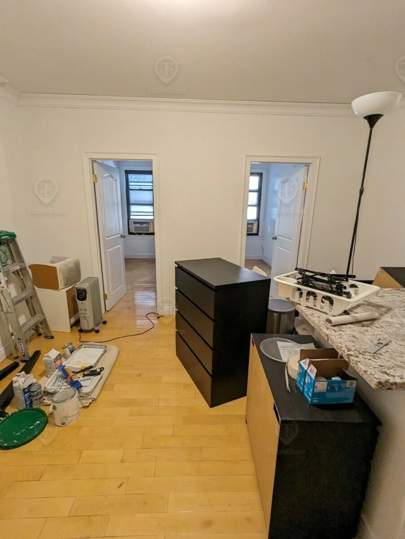 Photo 3 of 144 W 46th St, New York, NY 10036