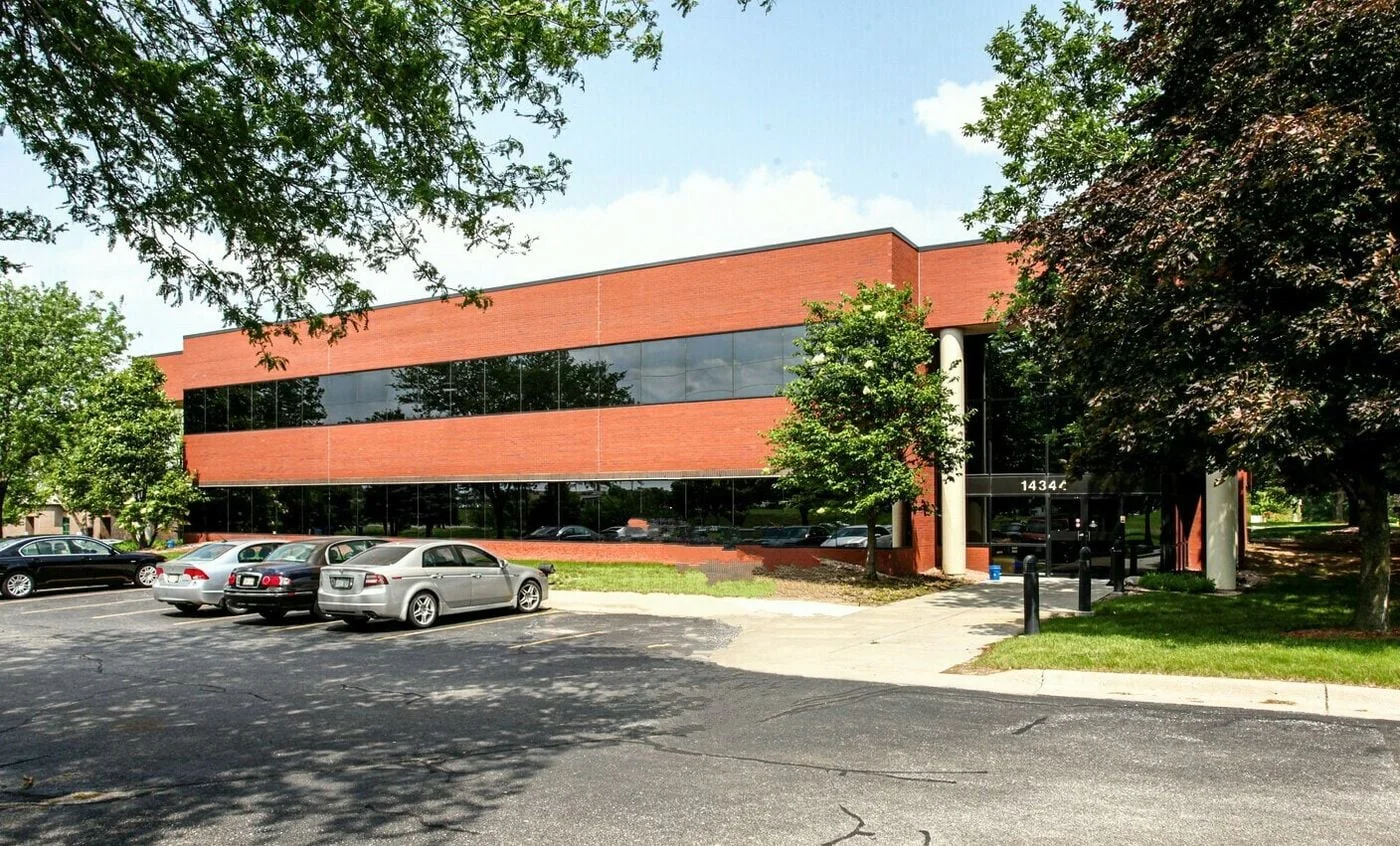 Photo 1 of 14344 Y St, Omaha, NE 68137