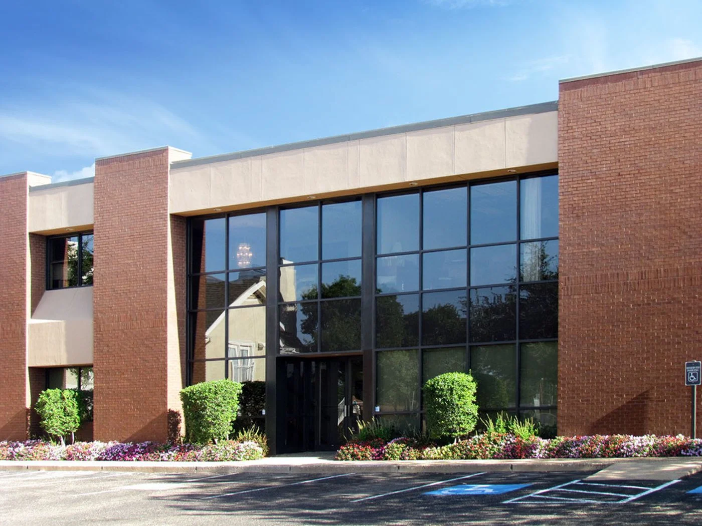 Photo 2 of 2574 74th St, Lubbock, TX 79423