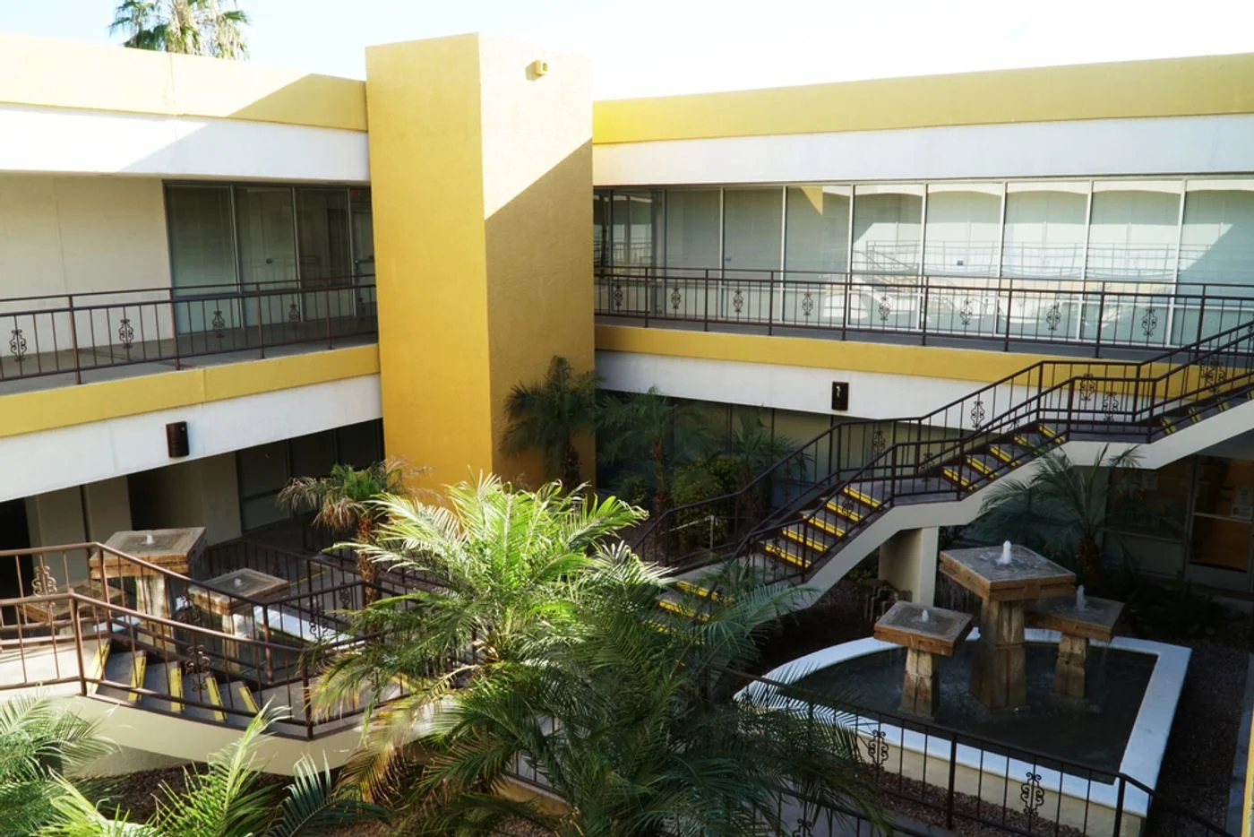 Photo 2 of 460 N Mesa Dr, Mesa, AZ 85201