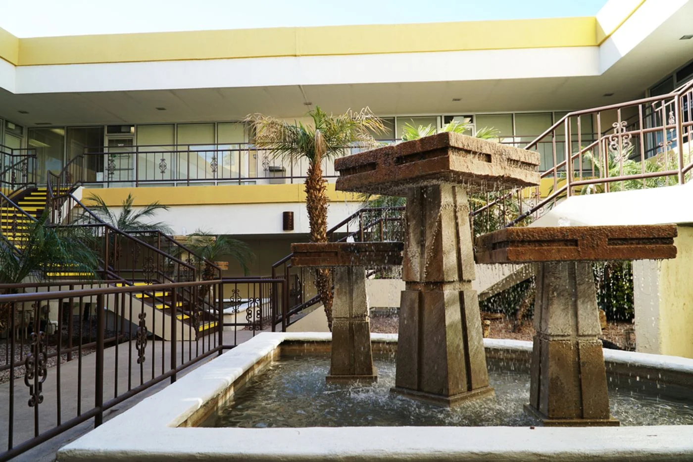 Photo 3 of 460 N Mesa Dr, Mesa, AZ 85201