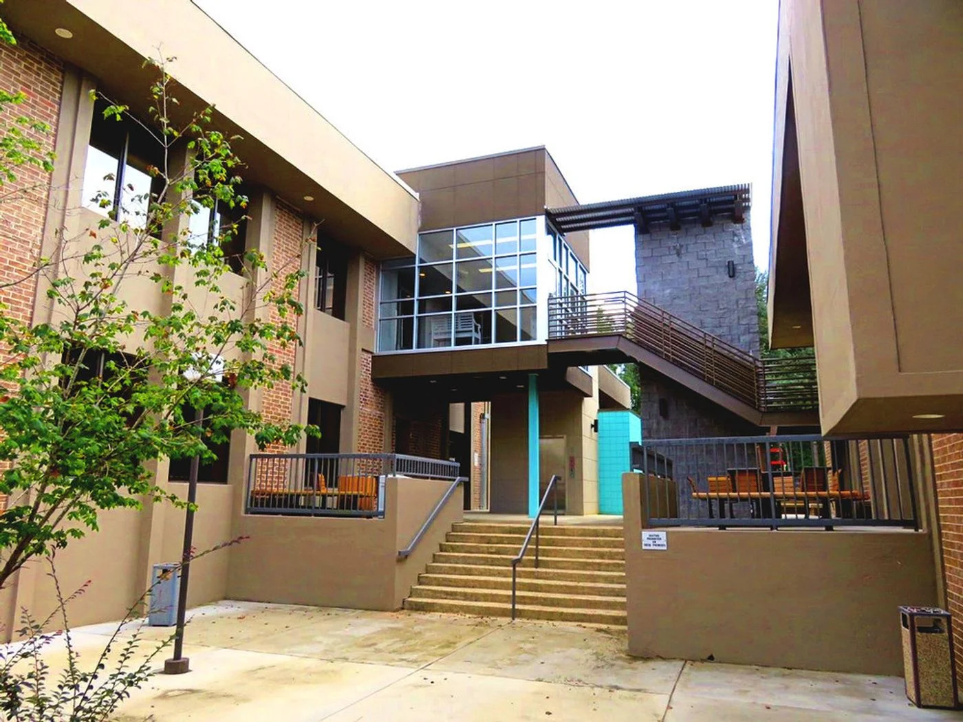 Photo 2 of 2639 N Monroe St, Tallahassee, FL 32303