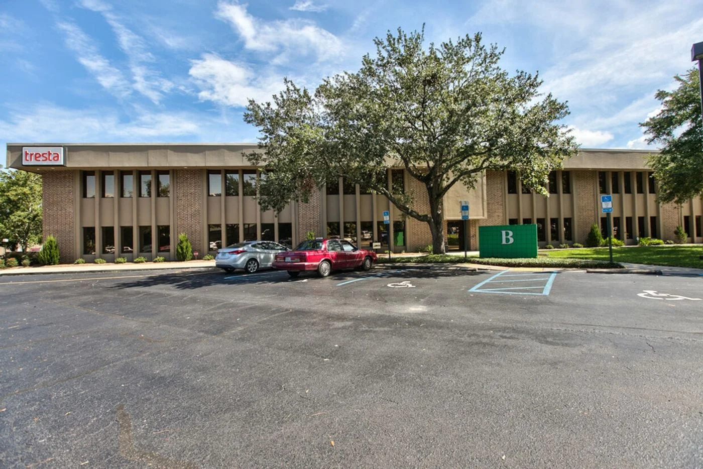 Photo 3 of 2639 N Monroe St, Tallahassee, FL 32303