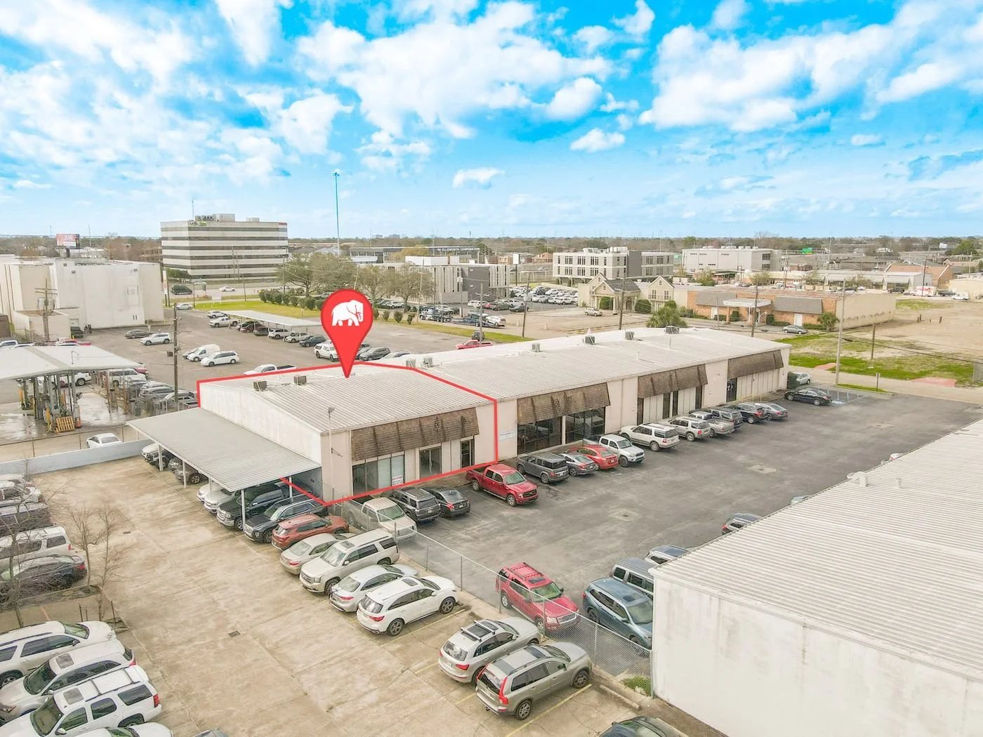 Photo-1 of 2615 Edenborn Ave, Metairie, LA 70002