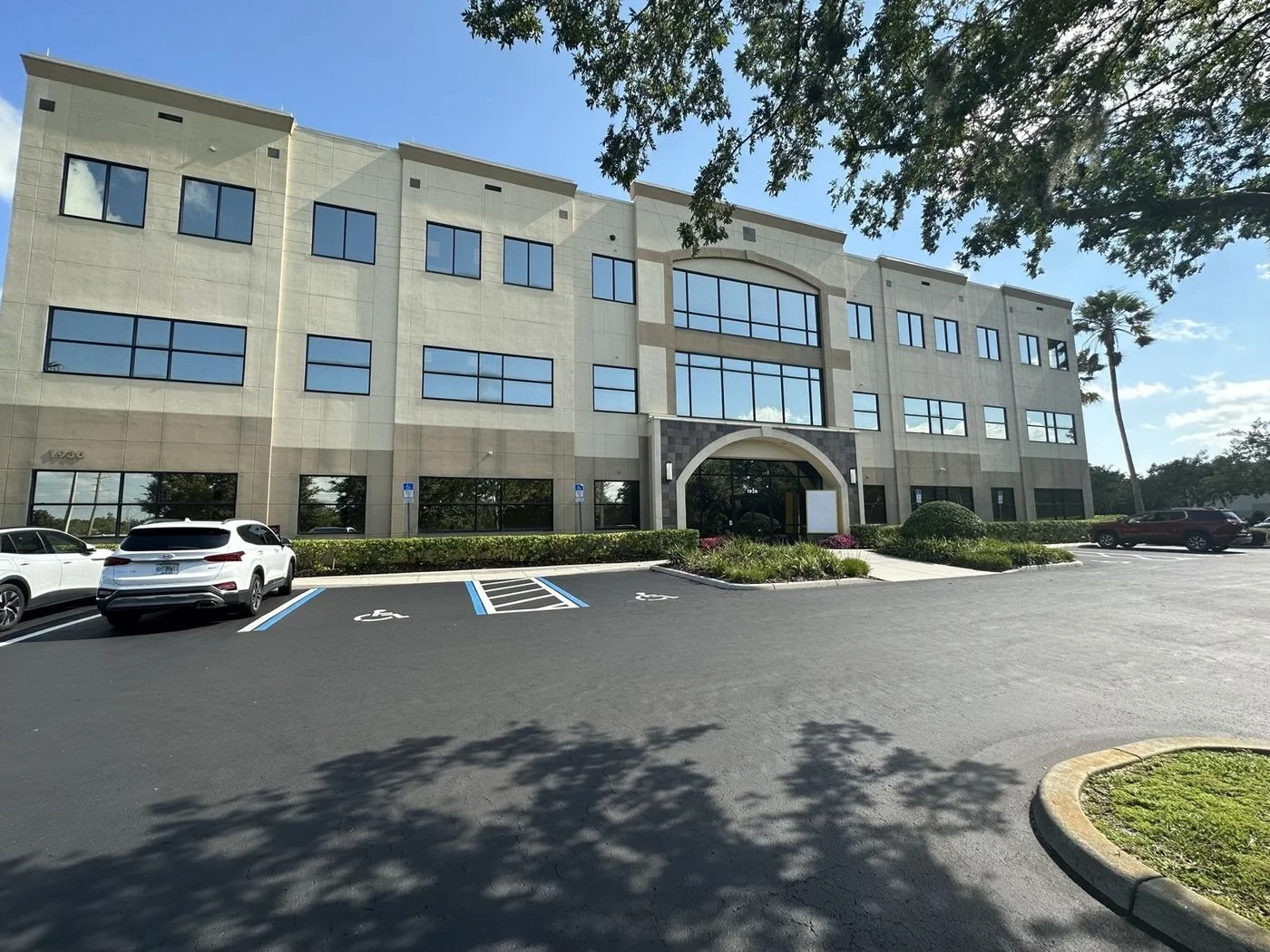 Photo 3 of 1930 SW 38th Ave, Ocala, FL 34474