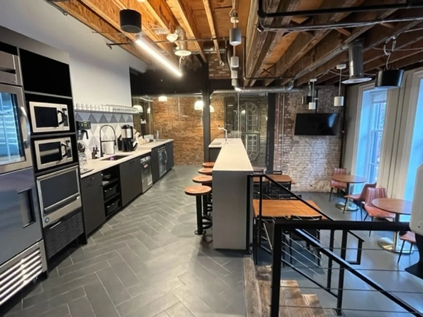 Photo 2 of 718 7th St NW, Washington, DC 20001