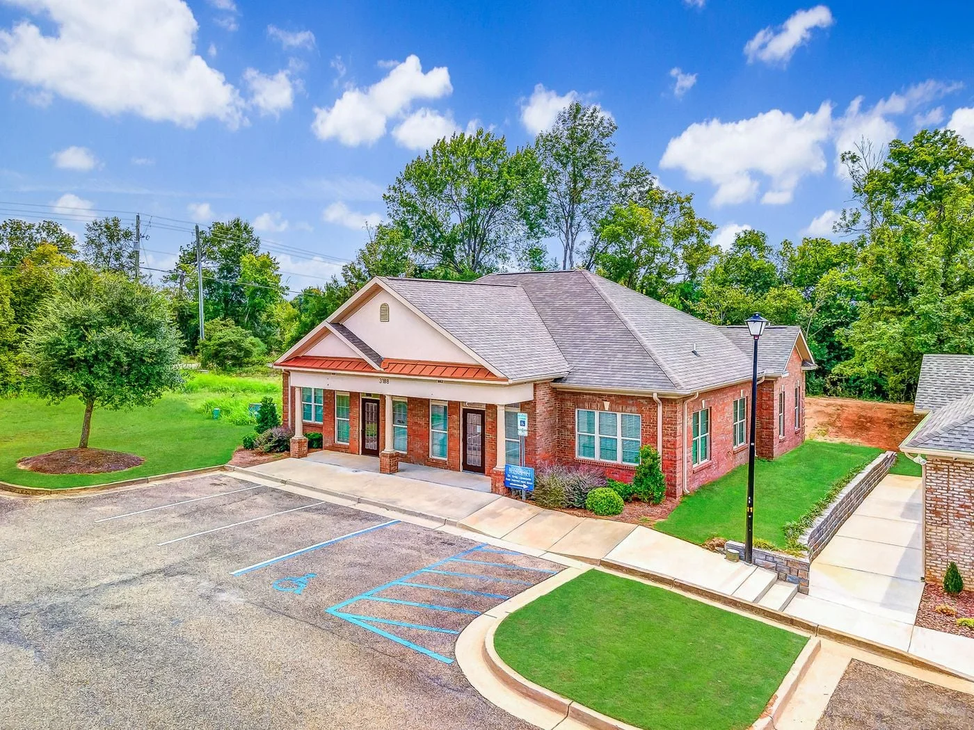 Photo 1 of 3188 Parliament Cir, Montgomery, AL 36116