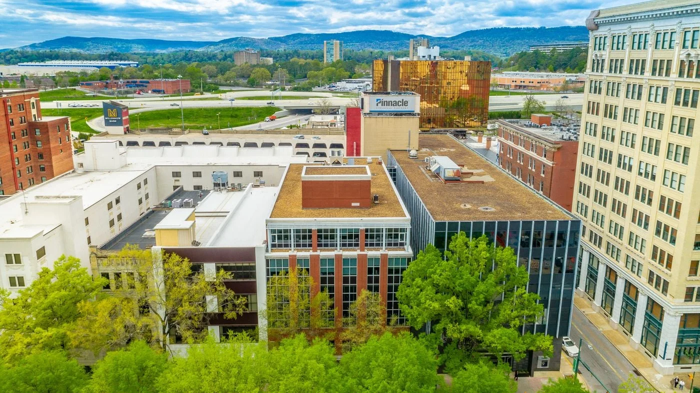 Photo 2 of 811 Broad St, Chattanooga, TN 37402