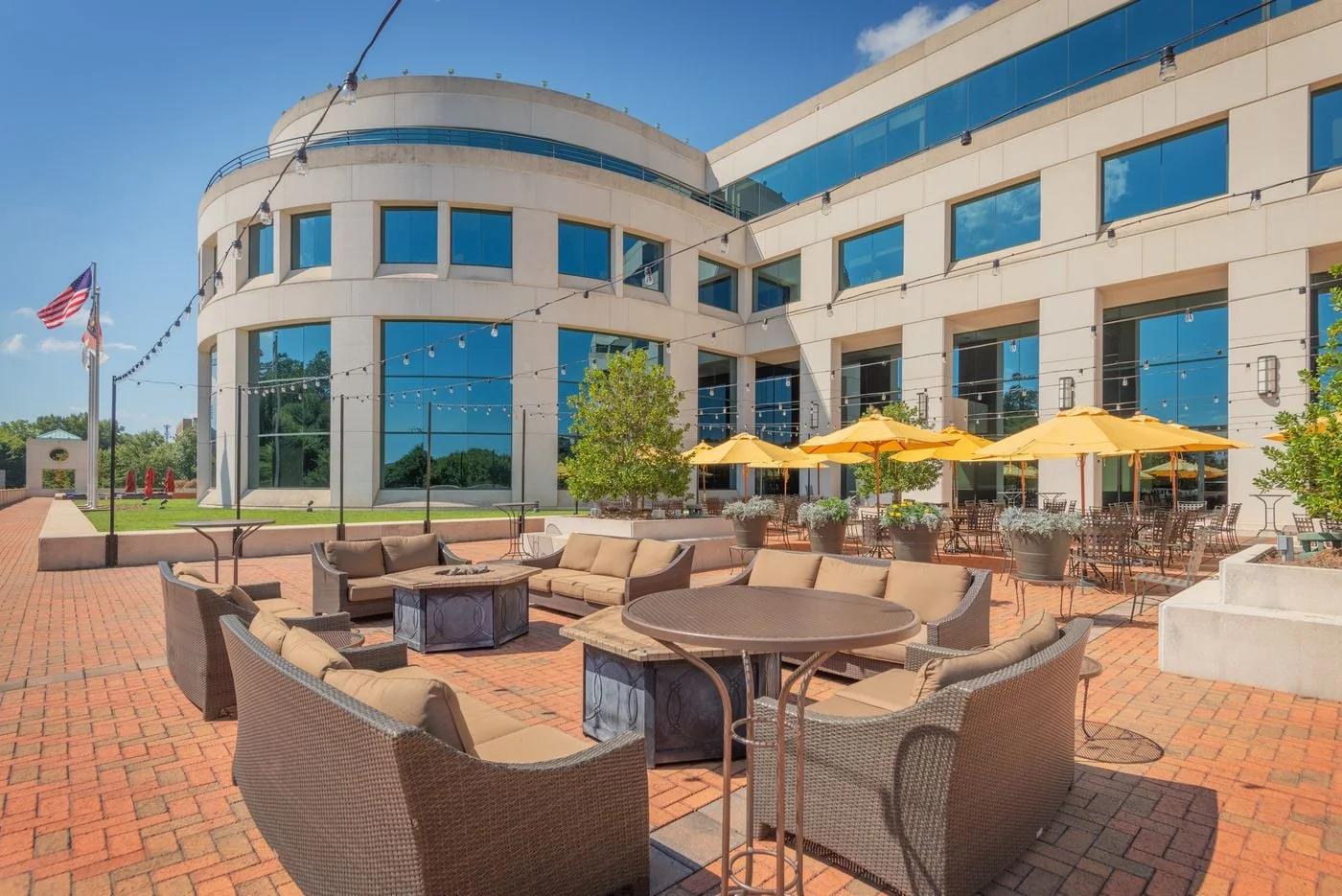 Photo 3 of 4201 Congress St, Charlotte, NC 28209